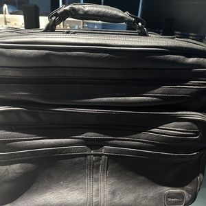 Large briefcase